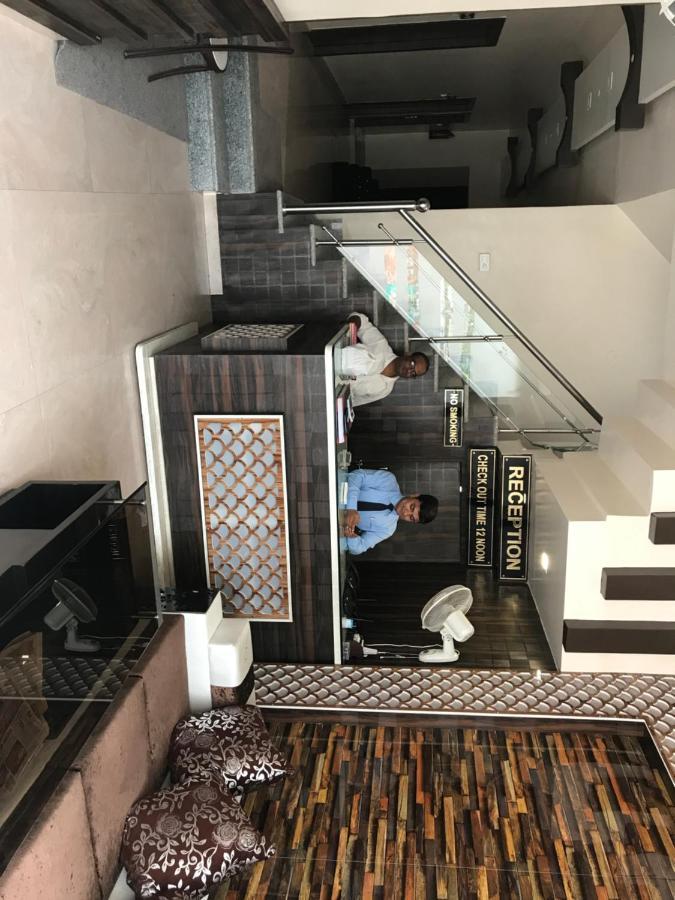 Hotel MMK Kanpur Exterior foto